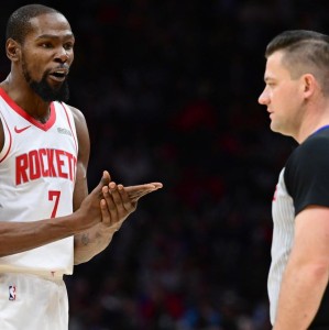 世界杯手机直播平台-3人合砍74+25+22！火箭胜灰熊，三巨头全面崛起！申京状态回暖