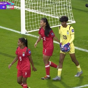 世界杯赛事直播app下载-认真的？亚足联身高数据显示孟加拉女足门将仅139cm，但实际明显不止